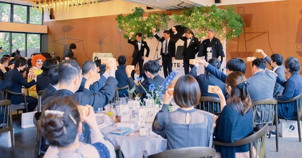 オープニングの様子